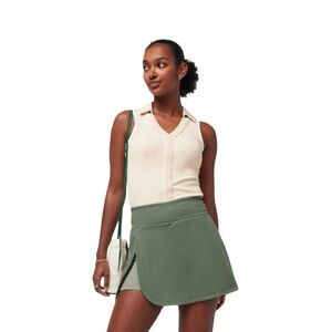 “NWT” TravisMathew Women's Secret Plans Golf Shorts, Green, Size Small